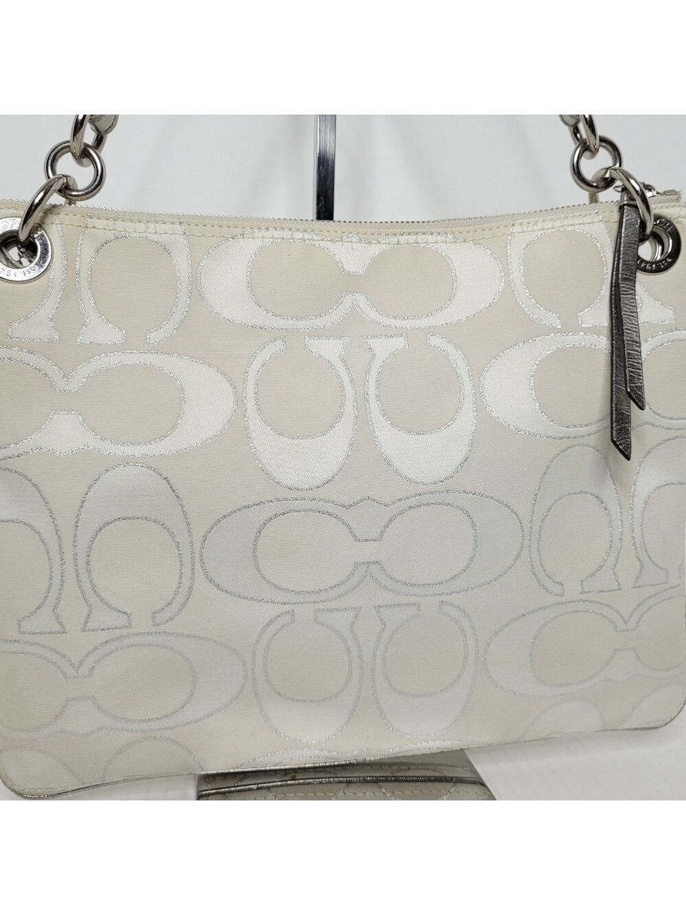 Coach Poppy Metallic Signature C's Sateen Jacquard Shoulder Tote A1293-19131 - Picture 5 of 11